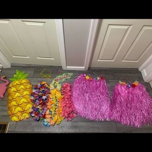 Hawaiian Luau Party Bundle